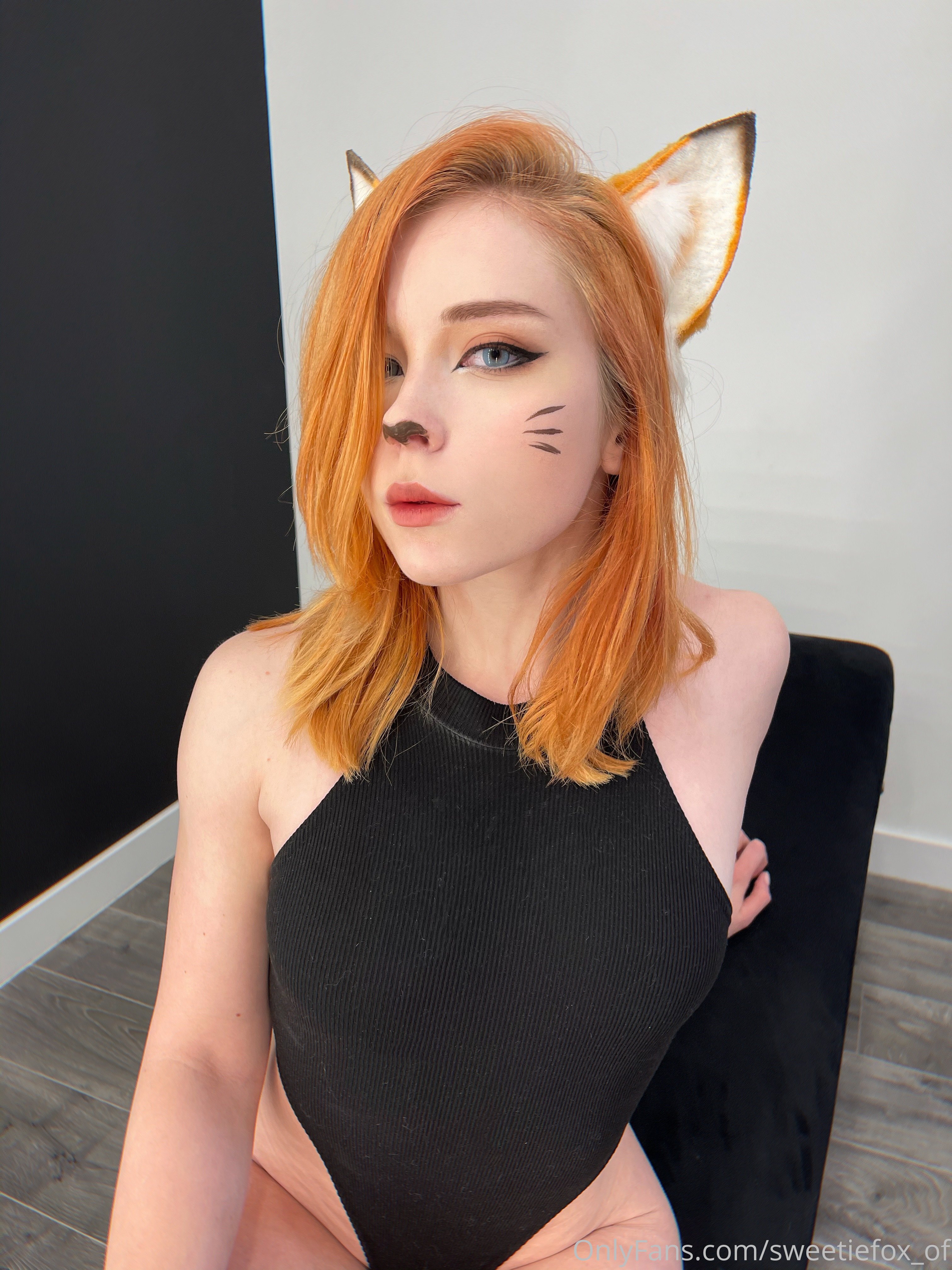 Свети фокс косплей. Свитфокс. Свит ФОК. Sweetie Fox косплей Ankha. Свит Фокс актриса.